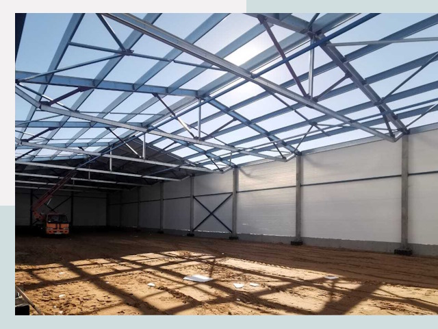 Строительство сенохранилищ в Ленинске-Кузнецком