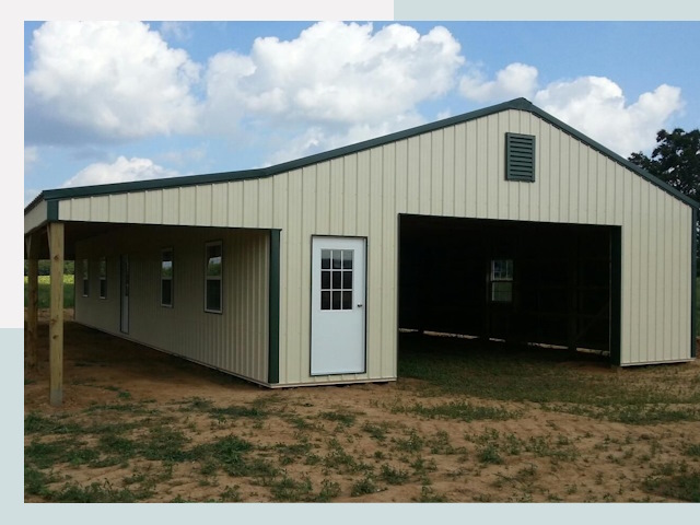 Строительство конюшен в Ленинске-Кузнецком