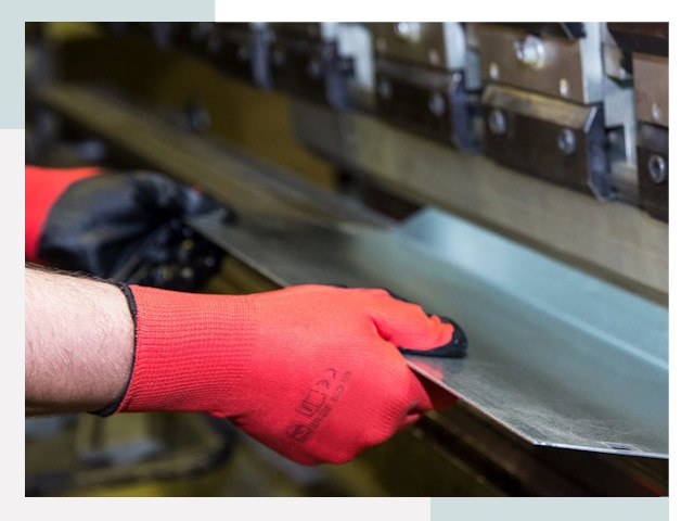 Гибка металла в Ленинск-Кузнецкий от 613 руб. - Надёжно и быстро